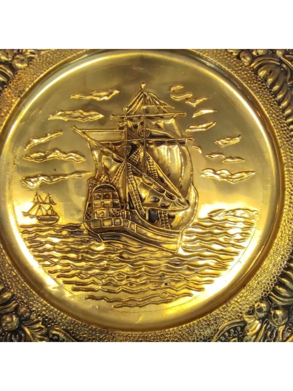 Vintage Metal Brass 14” Tin Wall Hanging Ship Plate - Picture 3 of 5